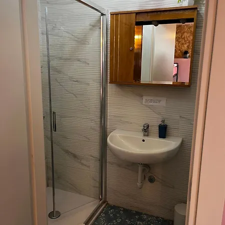 Гостевой дом Angelina Via Barana 8