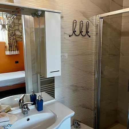 Angelina Via Barana 8 Гостевой дом Верона